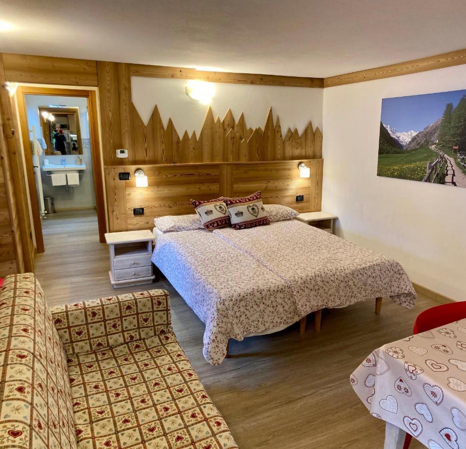 Residence Chateau Royal Cogne Exterior photo