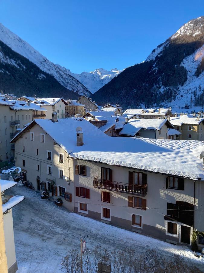 Residence Chateau Royal Cogne Exterior photo